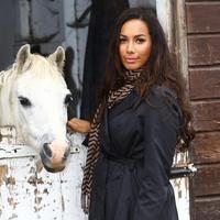 Leona Lewis visits the Hopefield Animal Sanctuary - Photos | Picture 98752